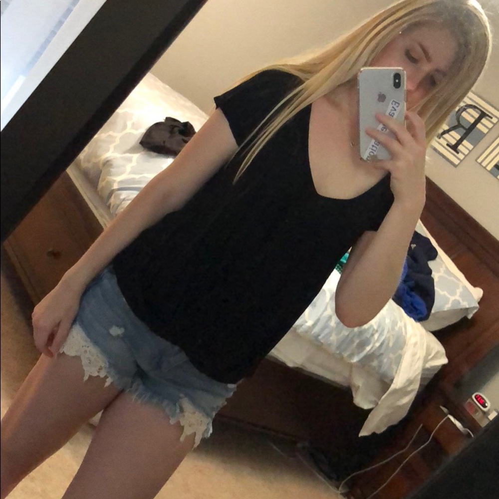 Black shirt